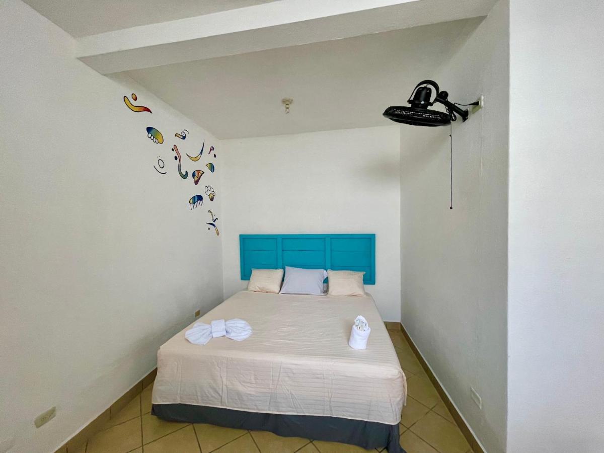 Hostal Inn 2 Flores Luaran gambar