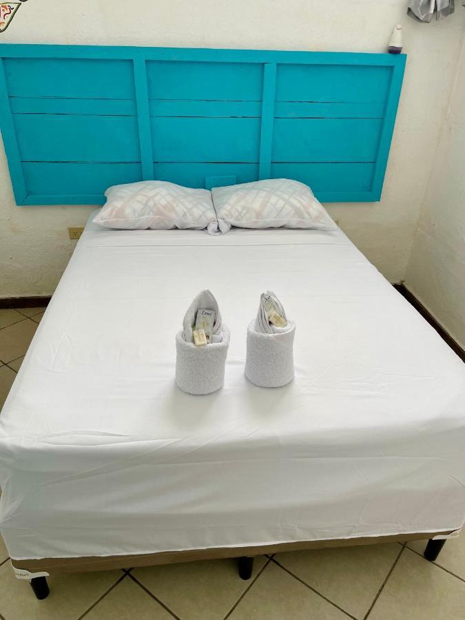 Hostal Inn 2 Flores Luaran gambar