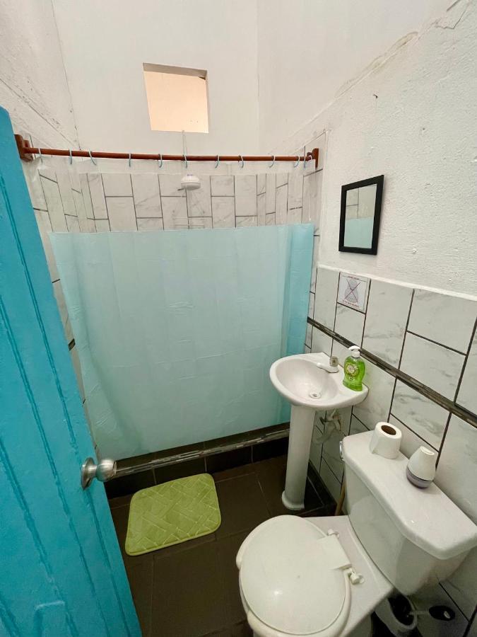 Hostal Inn 2 Flores Luaran gambar