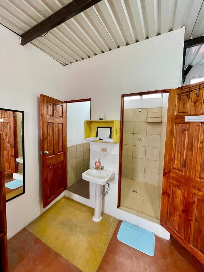 Hostal Inn 2 Flores Luaran gambar